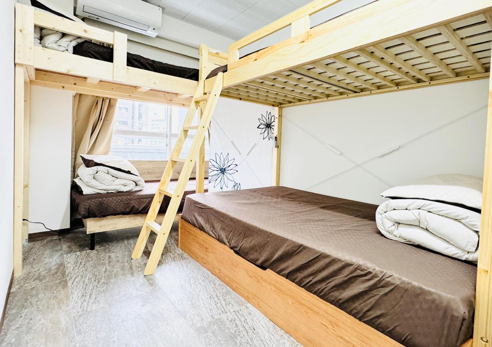 Guest House B'S Fiveⅱ Οσάκα Εξωτερικό φωτογραφία